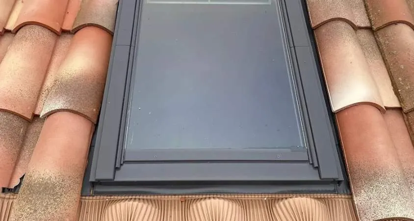 pose de fenêtre de toit VELUX à Gap